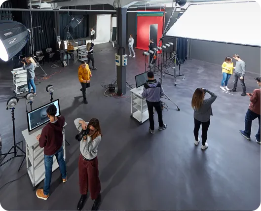 <span class="text-primary font-bold">Representante Oficial</span><br>en la Sesión